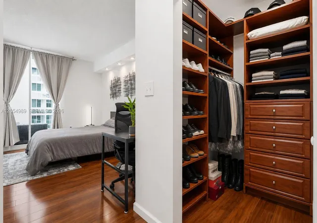 5085-nw-7th-street-906-miami-fl-33126/hzid_10d314c5