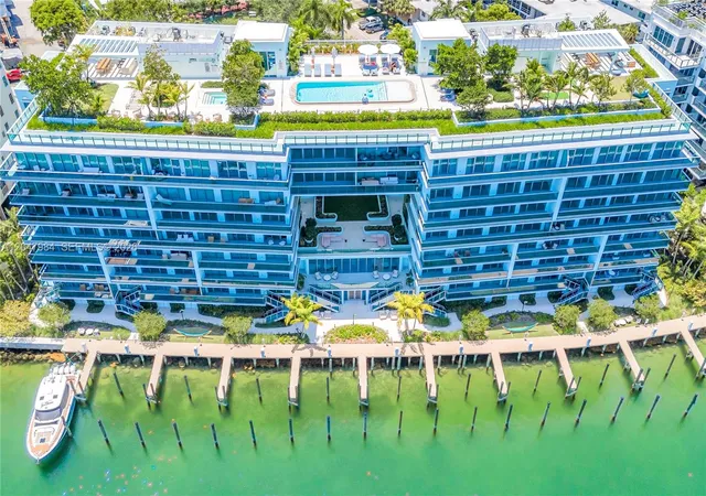 9201-e-bay-harbour-dr-ph809-bay-harbor-islands-fl-33154/hzid_d3fb166f