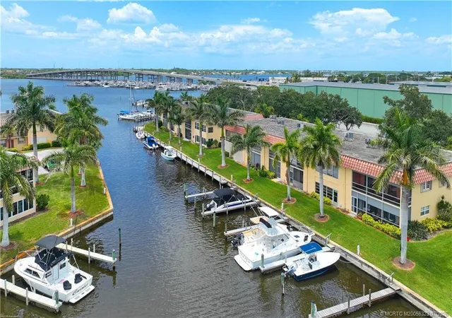 2600-s-kanner-hwy-v7-stuart-fl-34994/hzid_5ffa2742