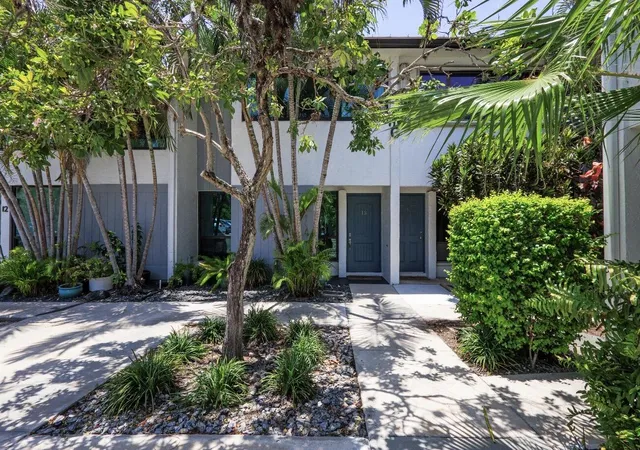 3900-ne-18th-avenue-13c-oakland-park-fl-33334/hzid_f41e162b