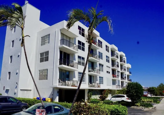 301-croton-ave-407-lantana-fl-33462/hzid_b5518721