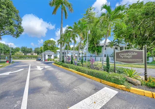 18965-nw-62nd-ave-106-hialeah-fl-33015/hzid_6b40d3fb
