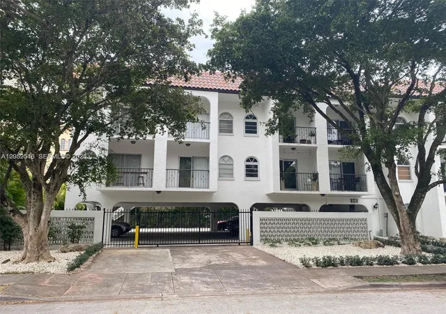 338-majorca-ave-207-coral-gables-fl-33134/hzid_0be831bb