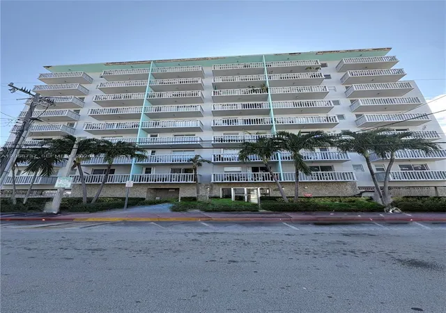 7620-carlyle-ave-502-miami-beach-fl-33141/hzid_035266c2