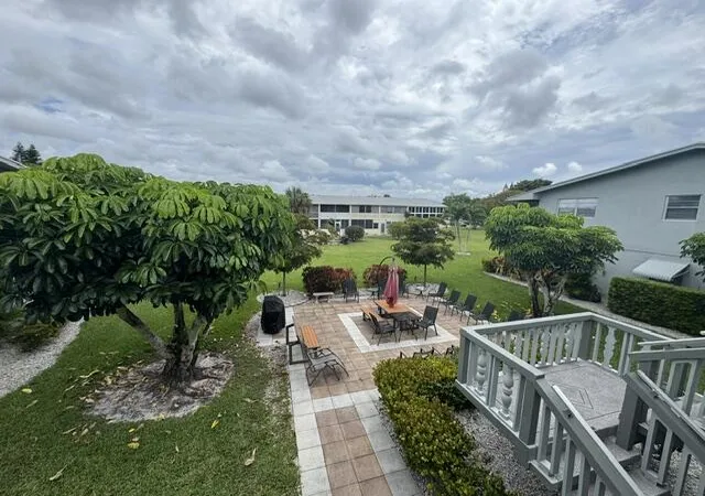 39-dorchester-b-39-west-palm-beach-fl-33417/hzid_88230175