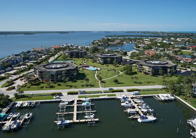 1825-mooringline-dr-2-f-vero-beach-fl-32963/hzid_cce94850