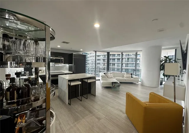 45-sw-9th-st-2501-miami-fl-33130/hzid_4e5ef2f2