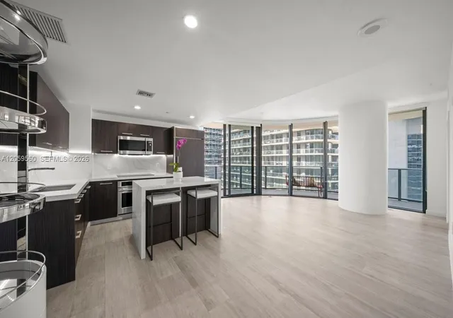 45-sw-9th-street-2501-miami-fl-33130/hzid_04a3e95b