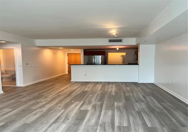 244-biscayne-blvd-2609-miami-fl-33132/hzid_52d0ce8e