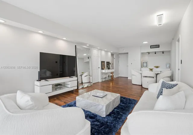 20225-ne-34th-court-1014-ojus-fl-33180/hzid_c79e19e2