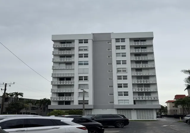 3113-s-ocean-dr-209-hallandale-beach-fl-33009/hzid_48e7a717