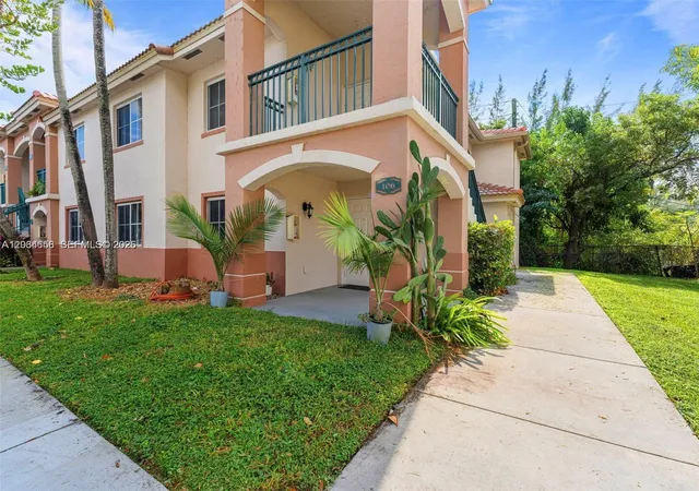 1240-se-31st-ct-106-32-homestead-fl-33035/hzid_198762f1