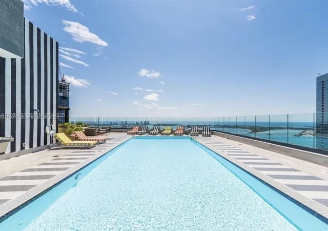 1300-s-miami-ave-2411-miami-fl-33130/hzid_b01d2646