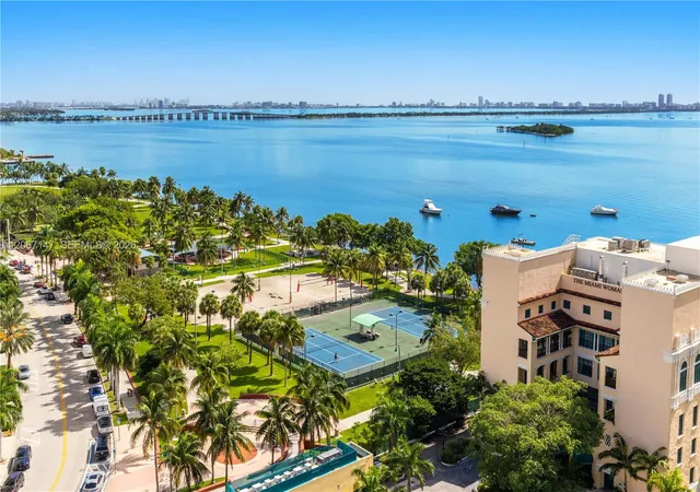 1717-n-bayshore-dr-a-1951-miami-fl-33132/hzid_7ced6834