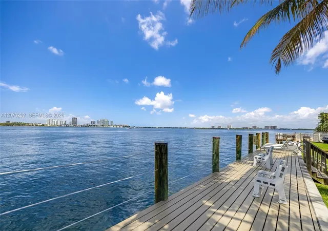 2250-bay-dr-7-miami-beach-fl-33141/hzid_465d9a15