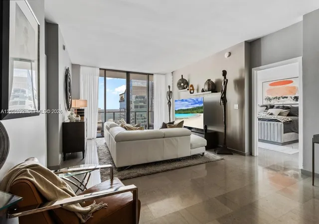 88-sw-7th-street-3909-miami-fl-33130/hzid_26a9d670