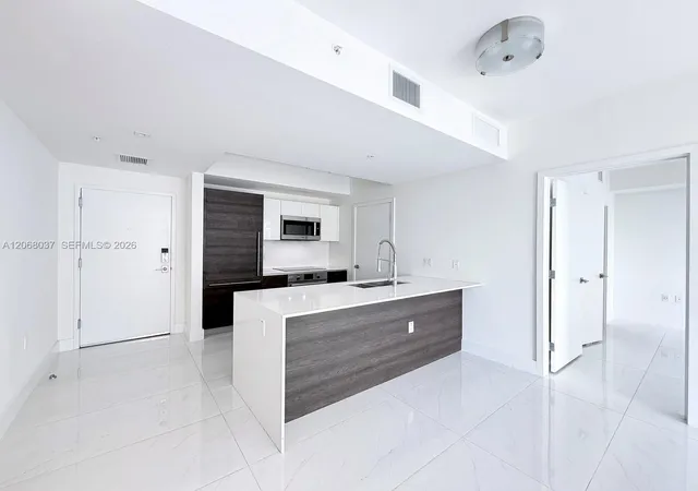 301-altara-ave-609-coral-gables-fl-33146/hzid_79b6c08d