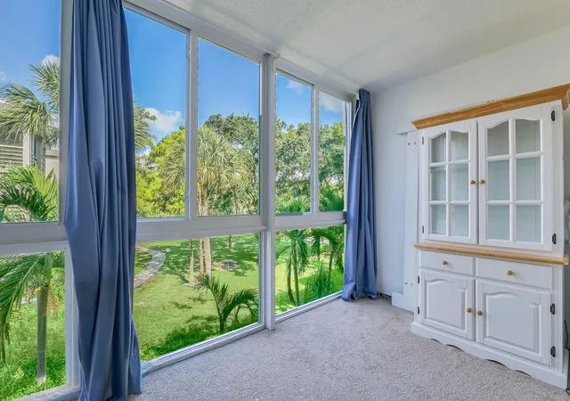 4851-nw-26th-court-336-lauderdale-lakes-fl-33313/hzid_99fdfeff