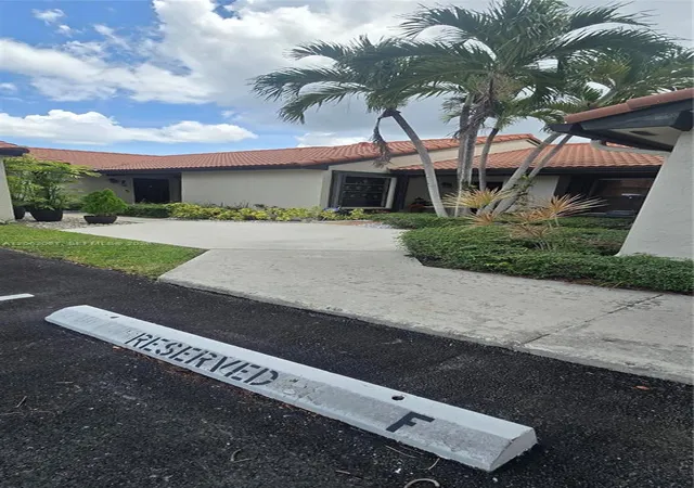 4844-sw-152nd-court-f-37-miami-fl-33185/hzid_24da8cac