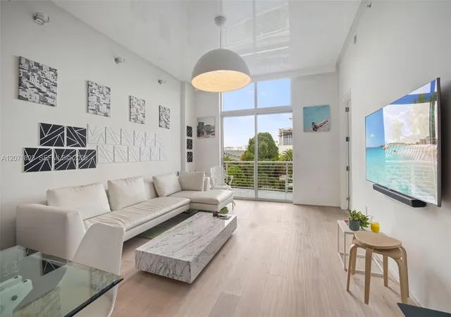 2001-meridian-ave-518-miami-beach-fl-33139/hzid_a19f18fc