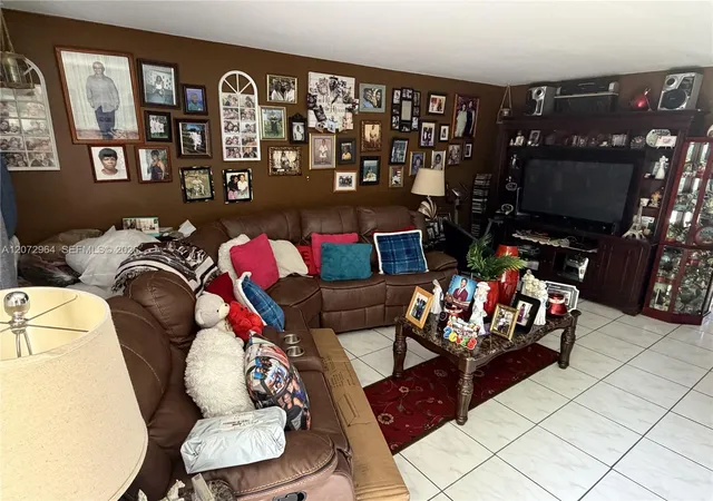 10350-sw-220th-street-241-cutler-bay-fl-33190/hzid_ef9652de
