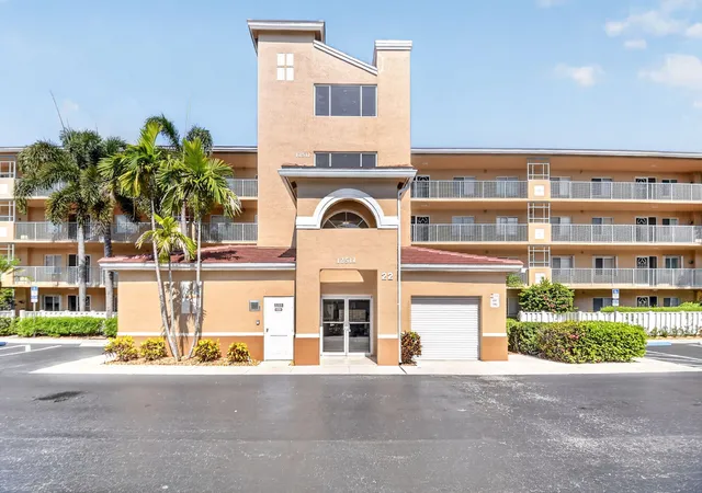 12511-imperial-isle-dr-205-boynton-beach-fl-33437/hzid_7cc00bd2