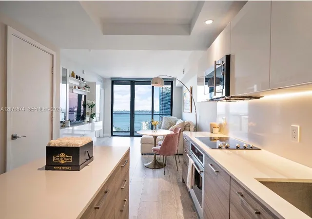 121-ne-34th-street-2506a-miami-fl-33137/hzid_af284d0a