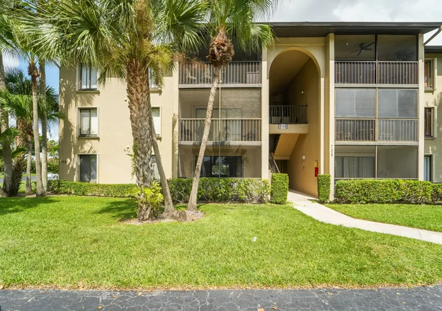 728-sunny-pine-way-a1-greenacres-fl-33415/hzid_20149568