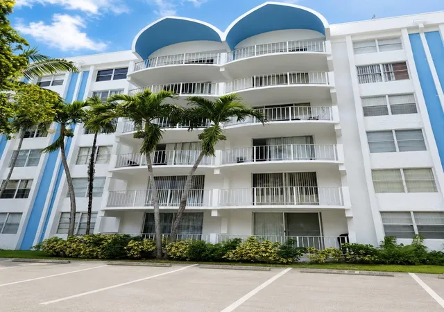 484-nw-165th-st-st-a-609-miami-fl-33169/hzid_89ae69b4