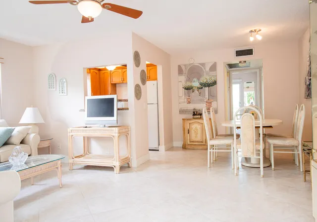 20-lyndhurst-a-deerfield-beach-fl-33442/hzid_0576844c