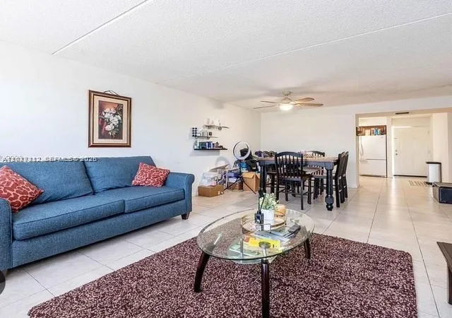 6135-nw-186th-st-205-hialeah-fl-33015/hzid_f82d777b