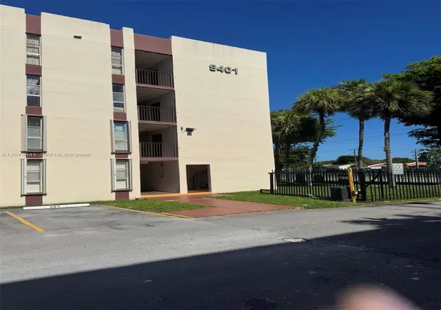 9401-sw-4th-st-103-miami-fl-33174/hzid_43e4f250