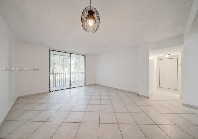 8420-sw-133rd-ave-rd-224-miami-fl-33183/hzid_631bae0e