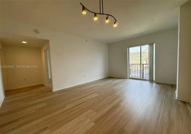 10-aragon-ave-1008-coral-gables-fl-33134/hzid_9b481477