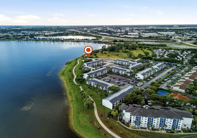 760-executive-center-dr-24-west-palm-beach-fl-33401/hzid_fa417172