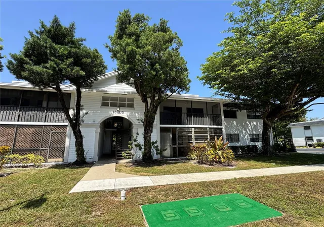 18905-nw-62nd-ave-204-hialeah-fl-33015/hzid_d6eb4f63