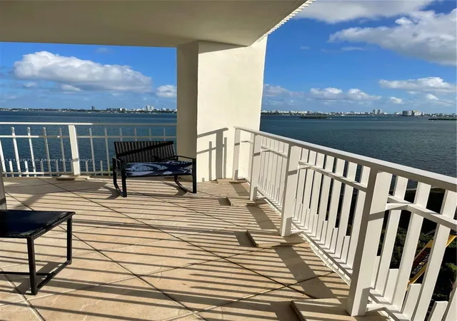 4000-towerside-ter-1104-miami-fl-33138/hzid_03e21808