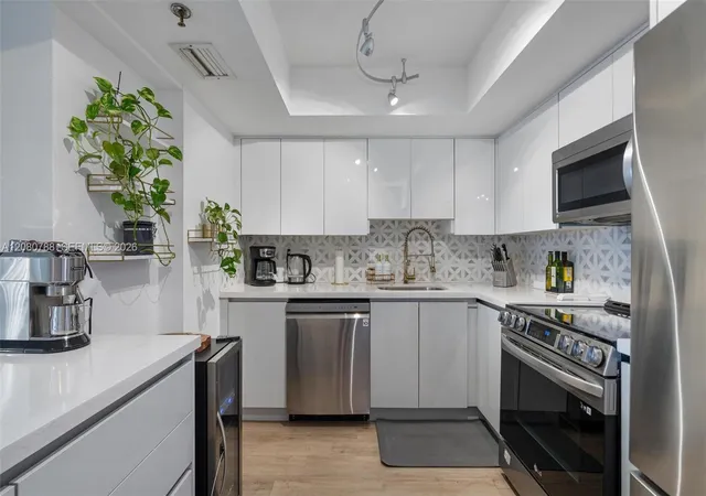 1775-washington-ave-6e-miami-beach-fl-33139/hzid_fb62fd4a