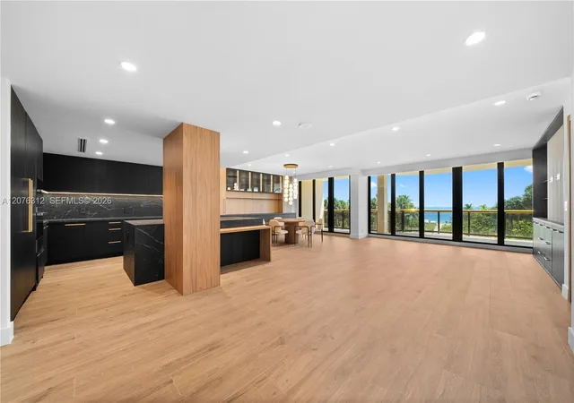 9999-collins-ave-3f-bal-harbour-fl-33154/hzid_8b75a45a
