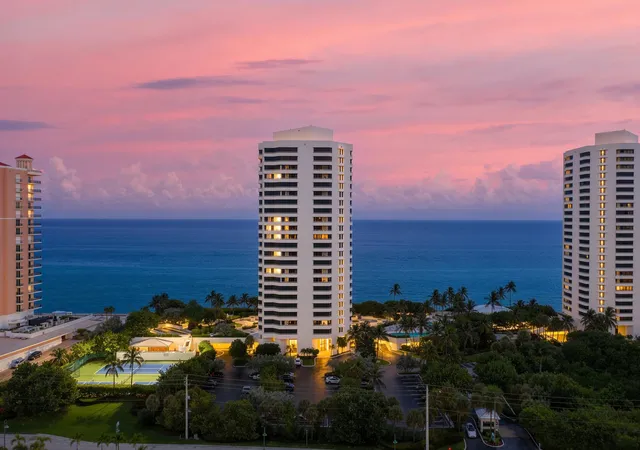5080-n-ocean-dr-12c-riviera-beach-fl-33404/hzid_0df32ecc