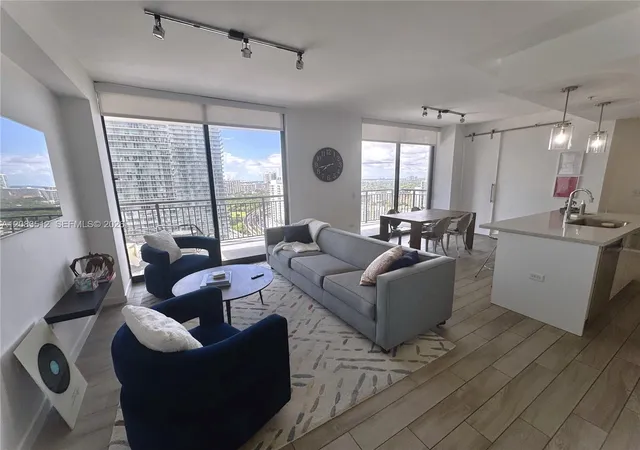 999-sw-1st-avenue-2303-miami-fl-33130/hzid_e4d679e7
