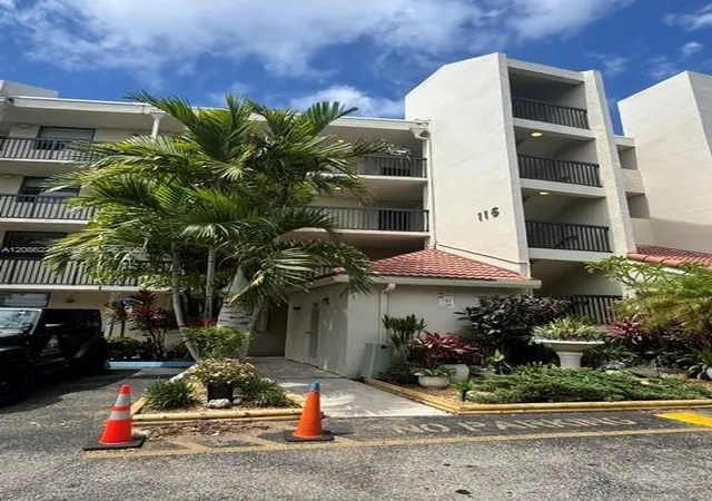 116-lake-emerald-dr-202-oakland-park-fl-33309/hzid_1c35ab47