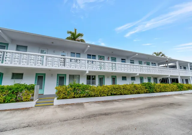 2161-ne-42nd-court-lighthouse-point-fl-33064/hzid_0771ce51