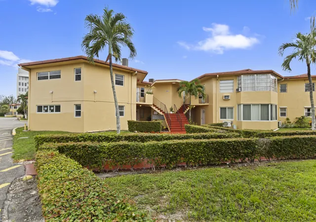 18630-ne-18th-avenue-134-miami-fl-33179/hzid_a453680e
