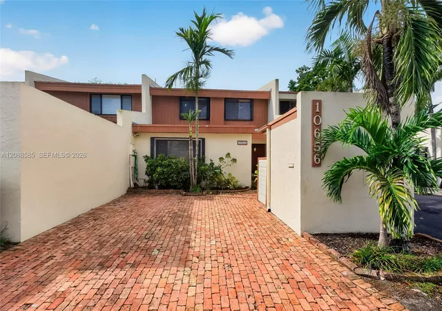 10656-sw-76th-terrace-miami-fl-33173/hzid_023ee951