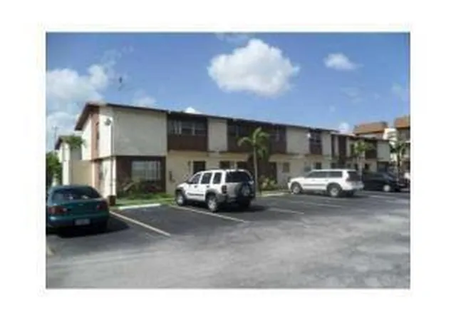 20-sw-108th-avenue-f4-miami-fl-33174/hzid_c9be0eb5