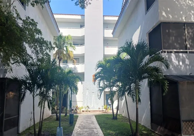 8335-sw-152nd-avenue-b-310-miami-fl-33193/hzid_ffe81e47