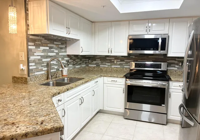 1000-crestwood-ct-s-1005-royal-palm-beach-fl-33411/hzid_8e384643