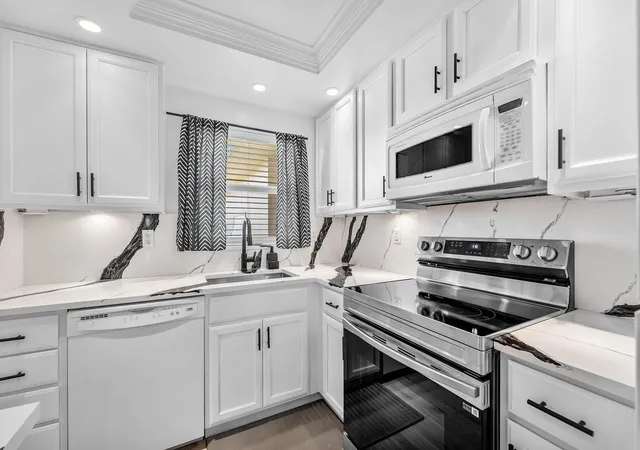 806-se-7th-street-408-deerfield-beach-fl-33441/hzid_26cd211e