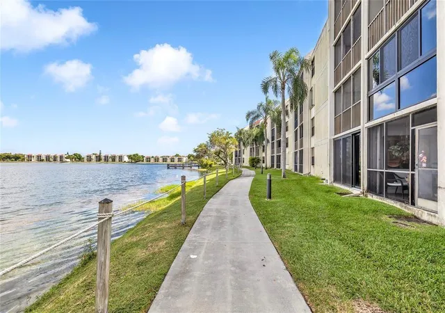 118-lake-emerald-dr-103-oakland-park-fl-33309/hzid_2fd76948